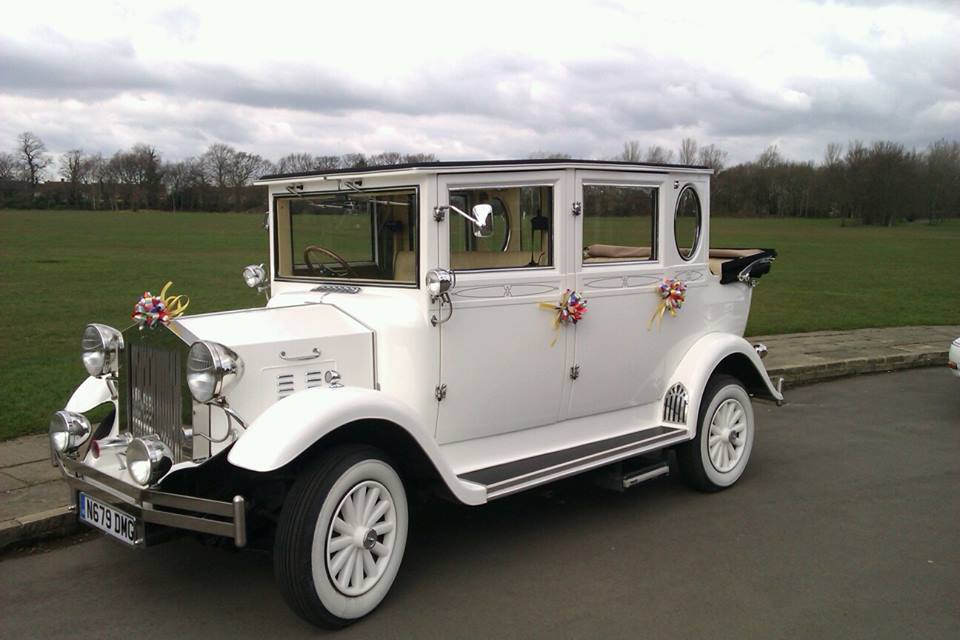 Vintage wedding cars Middlesbrough, wedding car hire Darlington, wedding car hire Stockton, wedding car hire Redcar, wedding car hire Guisborough, wedding car hire Stokesley, wedding car hire Whitby, wedding car hire Durham, wedding car hire Hartlepool, wedding cars, best prices